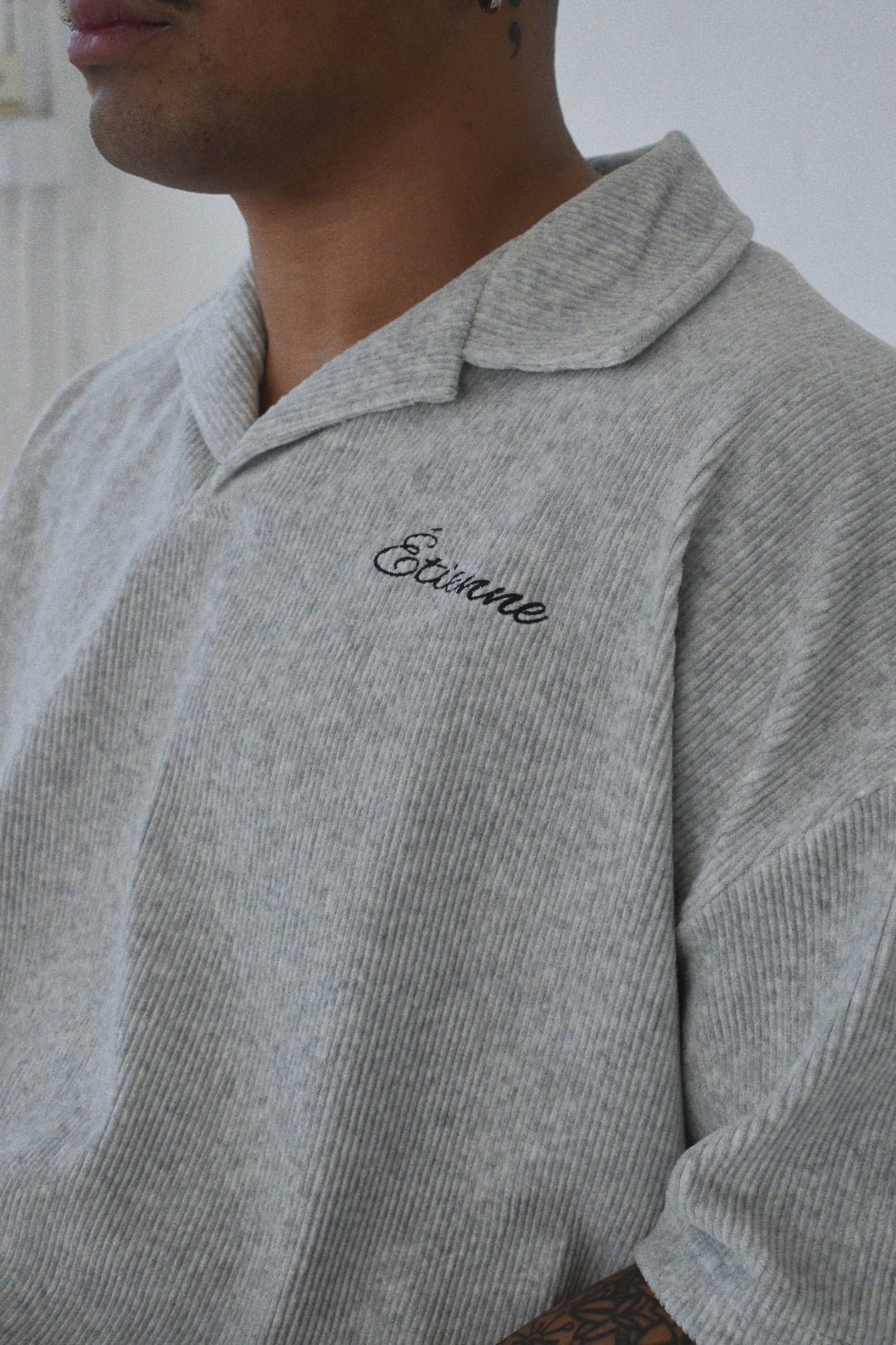 Relaxed Polo - Grey.
