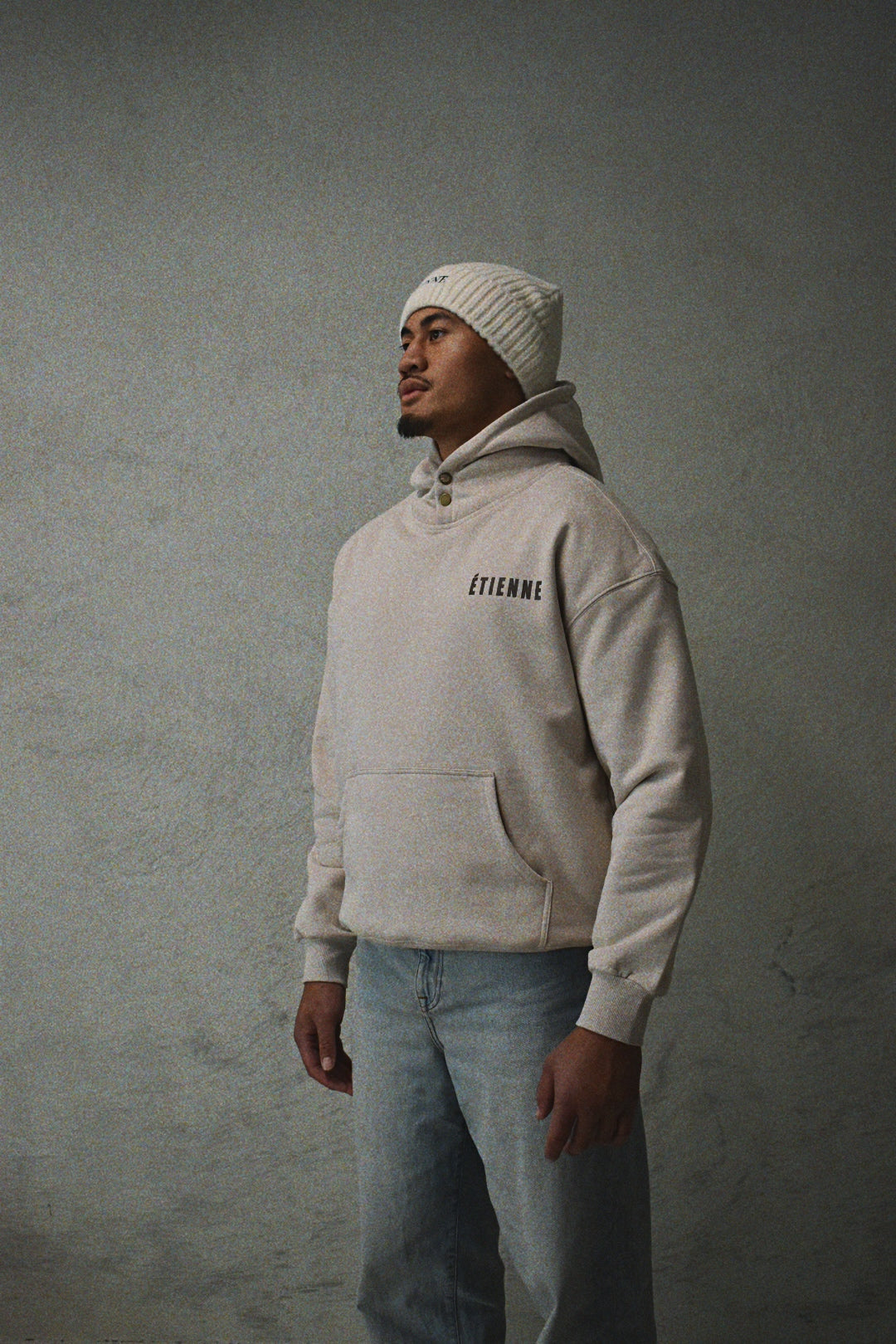 Squad Hood - Sand.