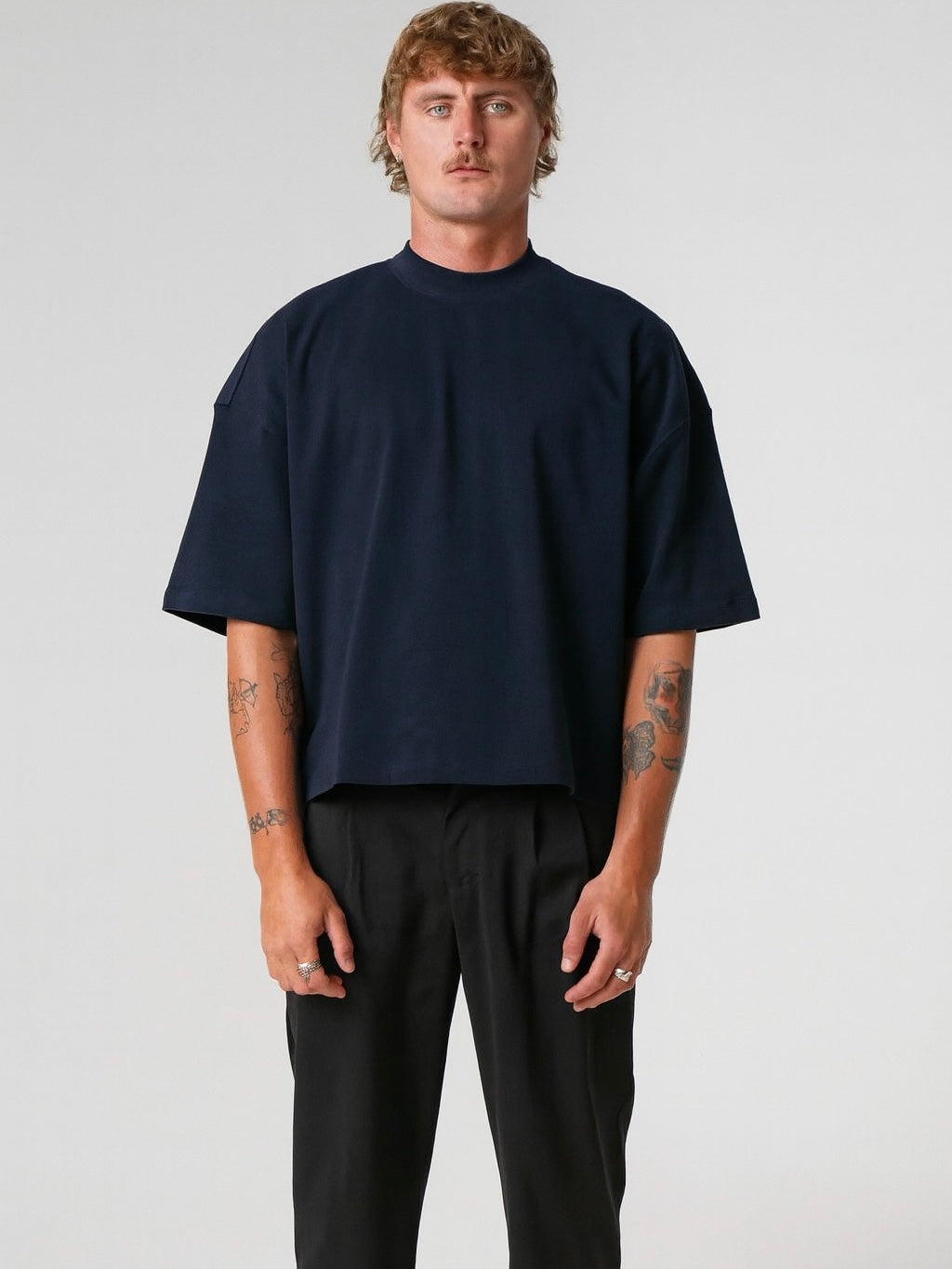 Cropped Blank - Navy.