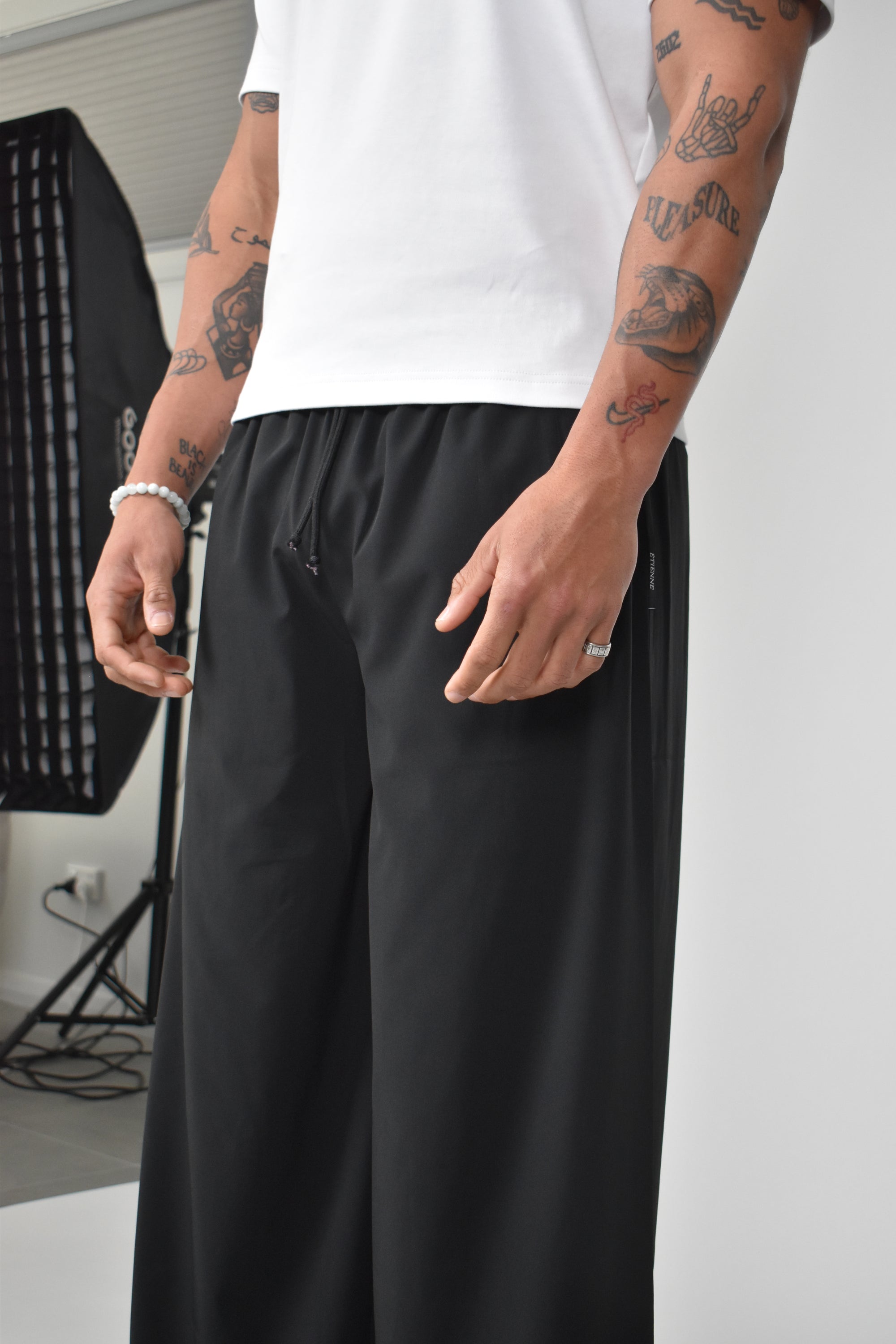 Motion Tech Pant - Black.