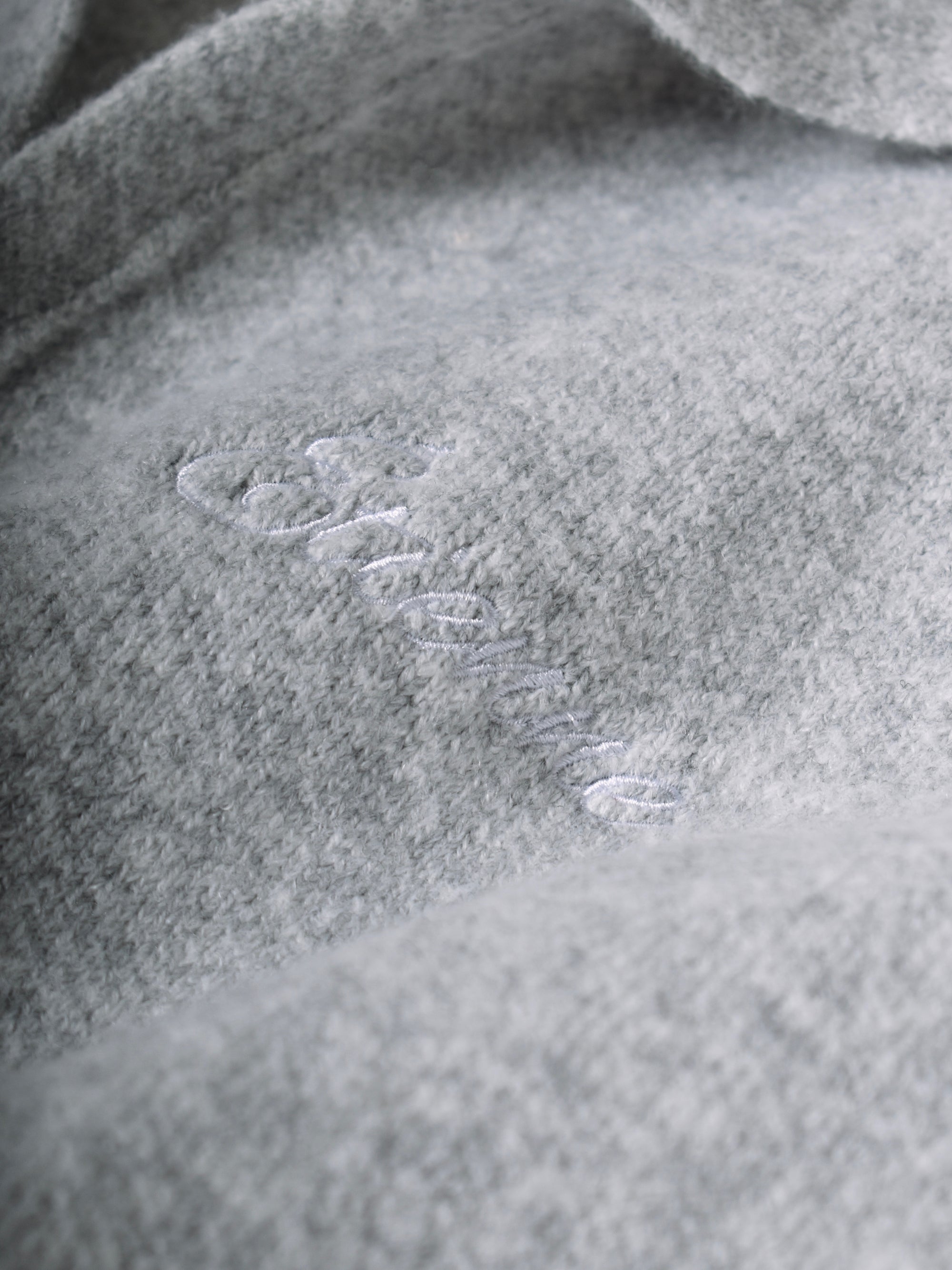 Relaxed Knit - Grey.