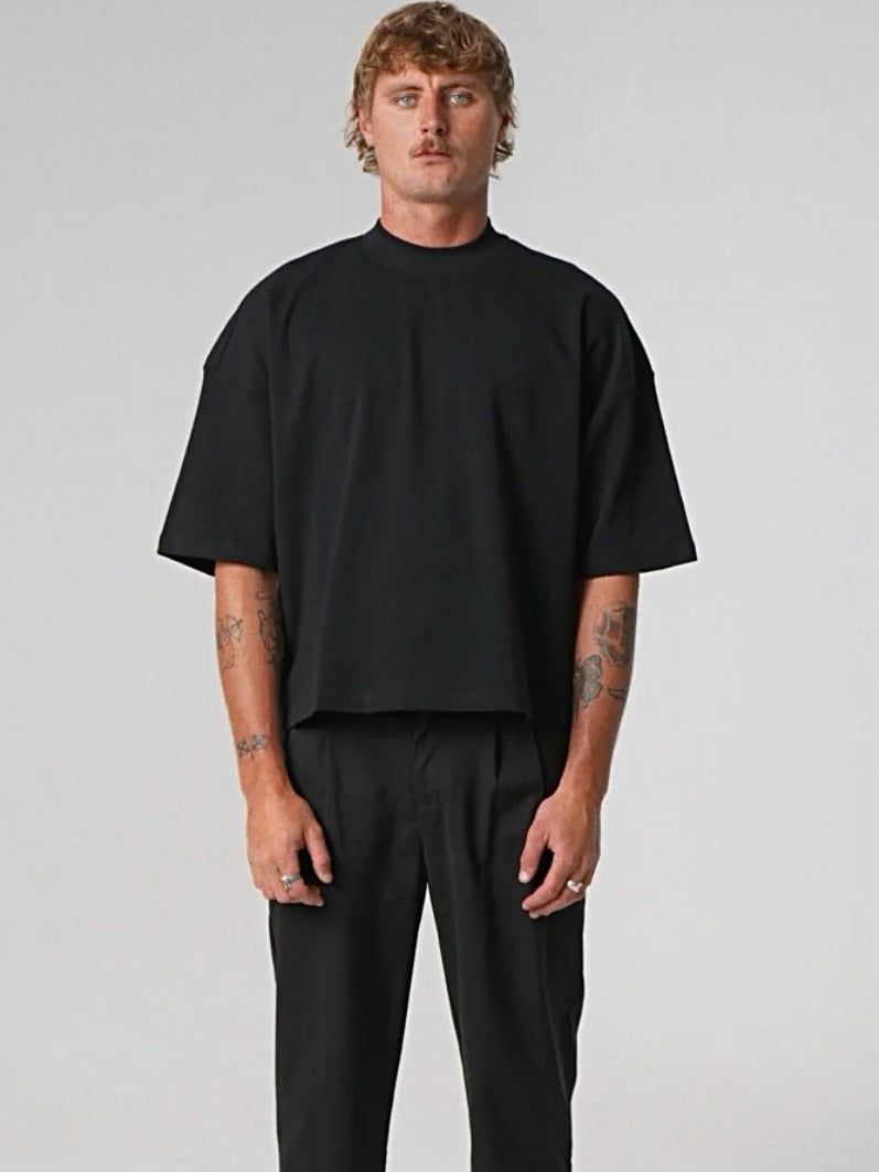 Cropped Blank - Black.