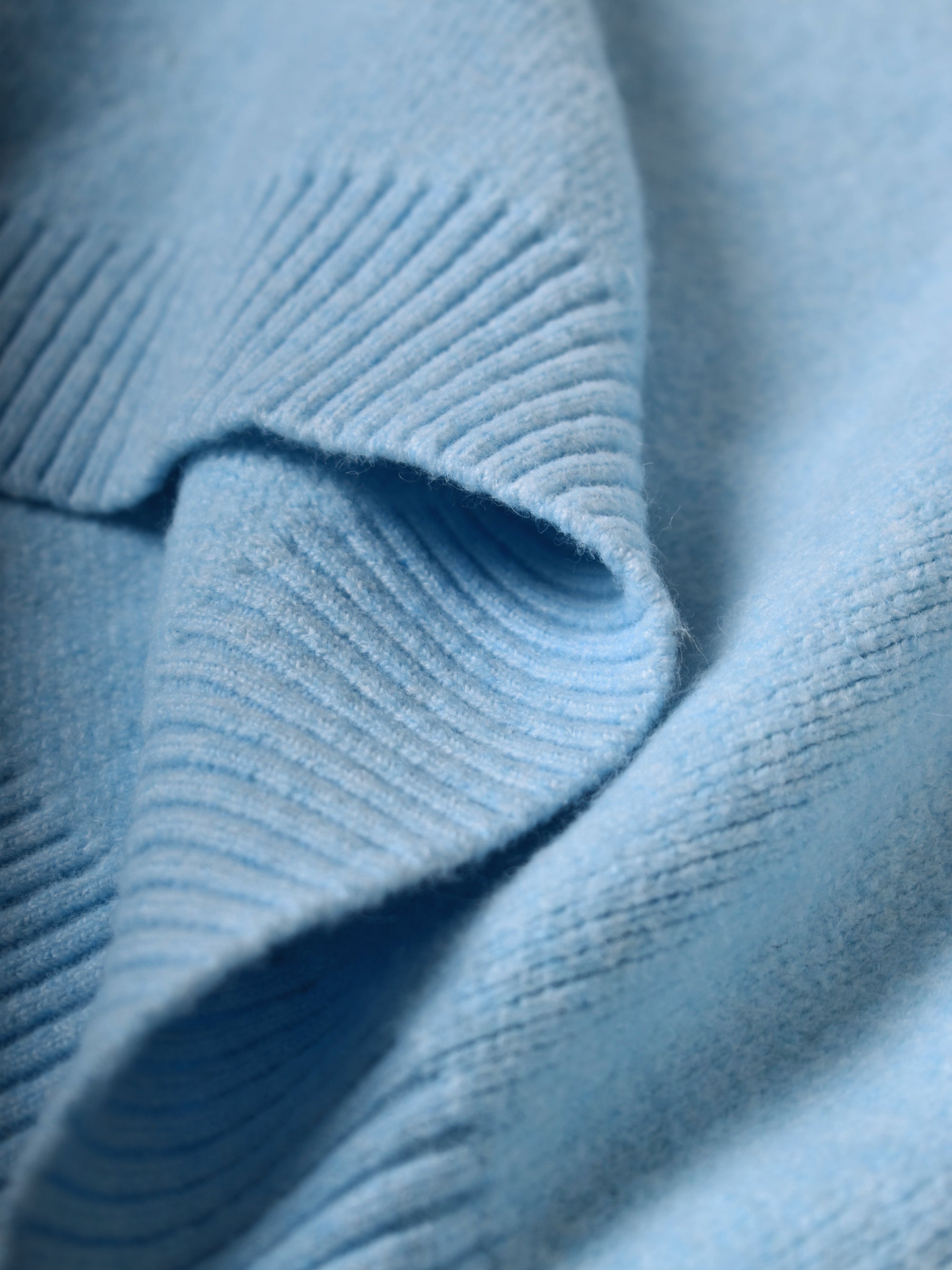 Relaxed Knit - Powder Blue.